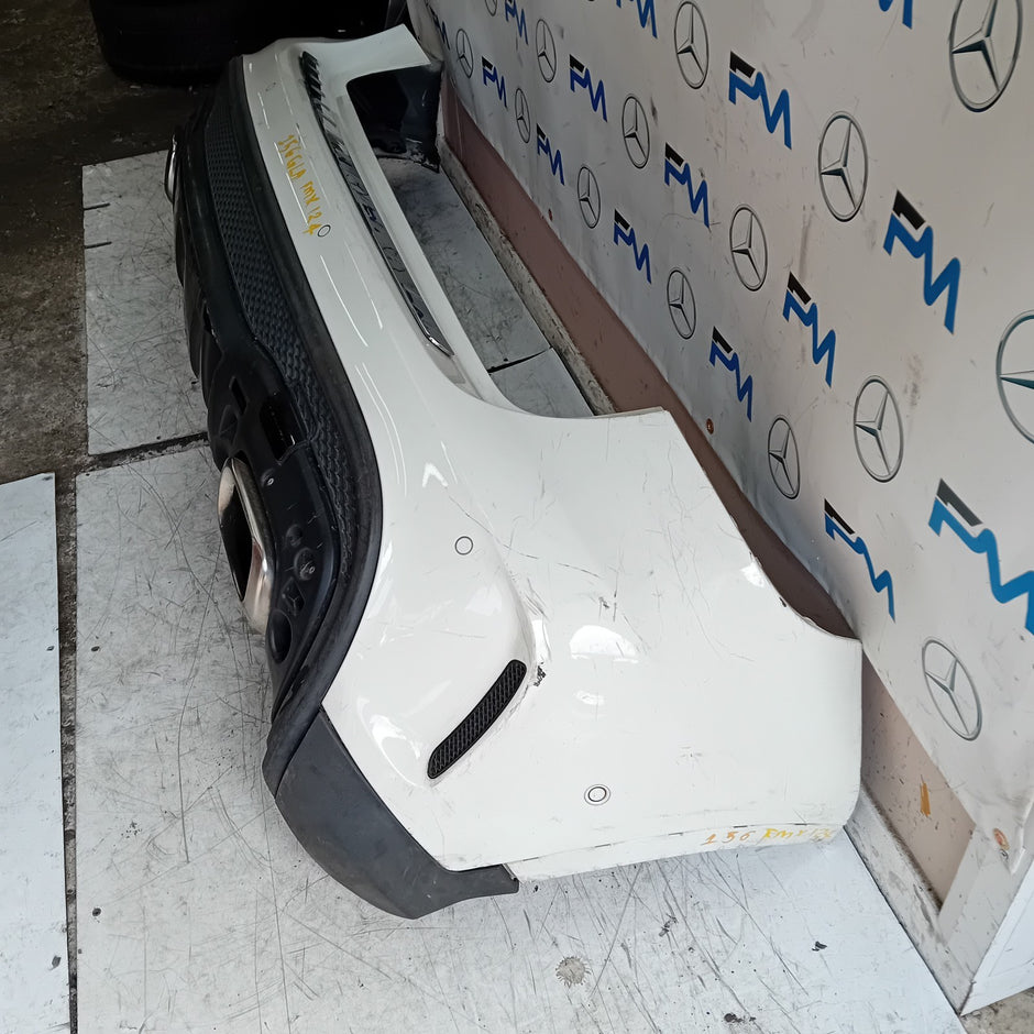MERCEDES BENZ GLA W156 AMG REAR BUMPER ŴHITE 2016 A1568854340 COMPLETE FMX124