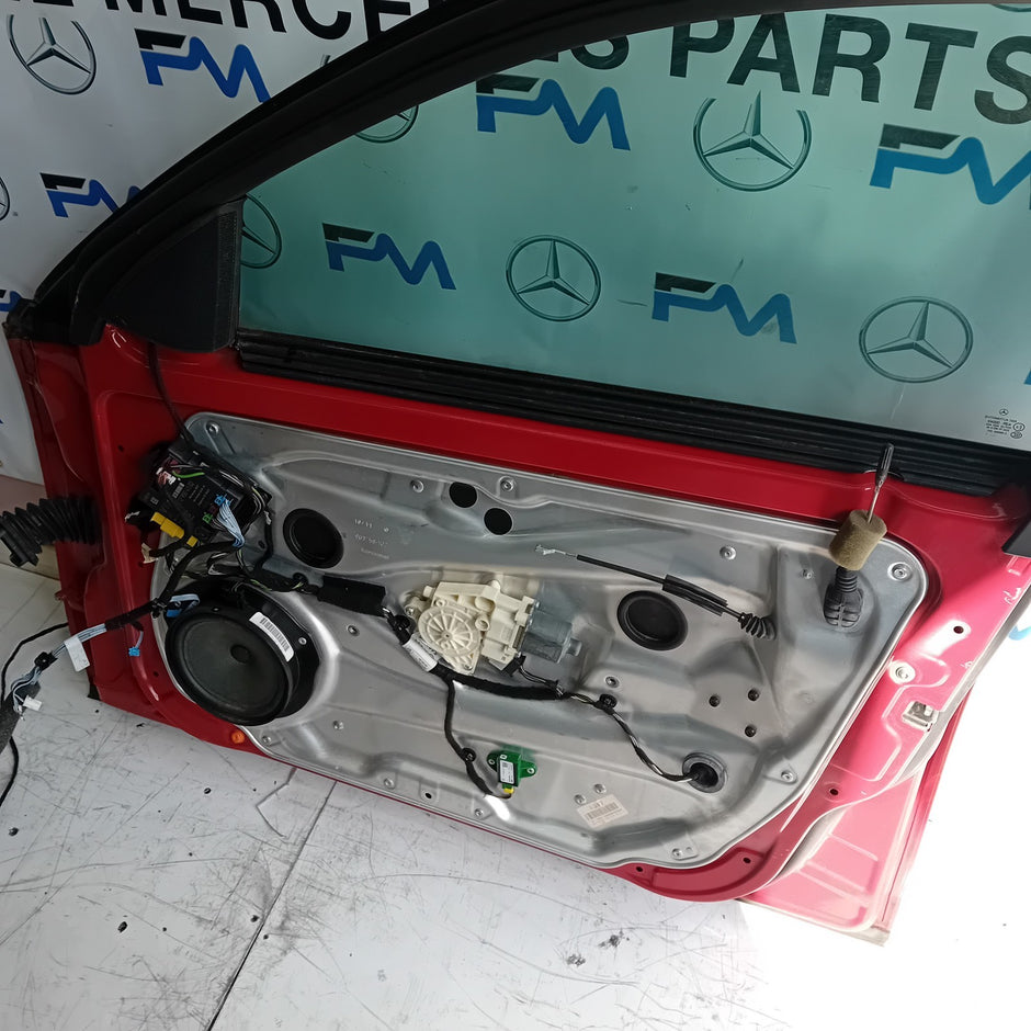 MERCEDES-BENZ C-CLASS W204 DRIVER SIDE FRONT DOOR O/S/F COMPLETE RED FMD50