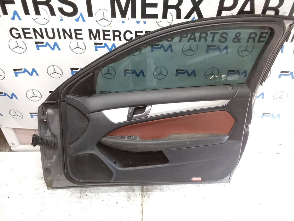 MERCEDES BENZ C-CLASS W204 DRIVER FRONT DOOR OSF GREY 2007-2014 COMPLETE FMD315