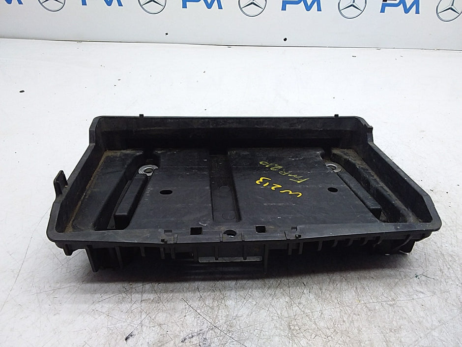 MERCEDES BENZ C-CLASS W205 BATTERY TRAY COVER  A2056200118 FMR210