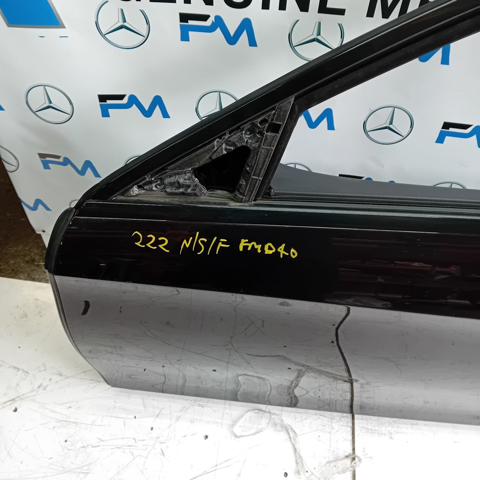 MERCEDES BENZ S-CLASS W222 PASSENGER SIDE FRONT DOOR N/S/F COMPLETE BROWN FMD40