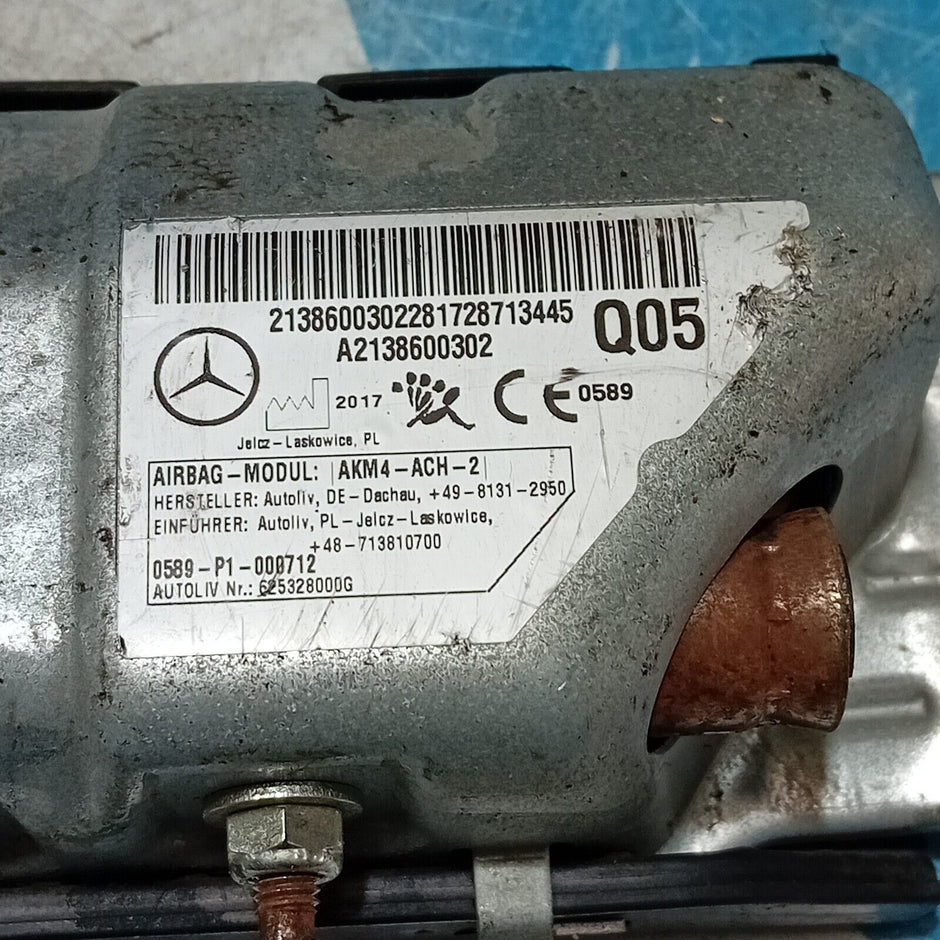 MERCEDES E CLASS KNEE AIRBAG A2138600302 DRIVER SIDE FRONT RIGHT E220 W213 2019