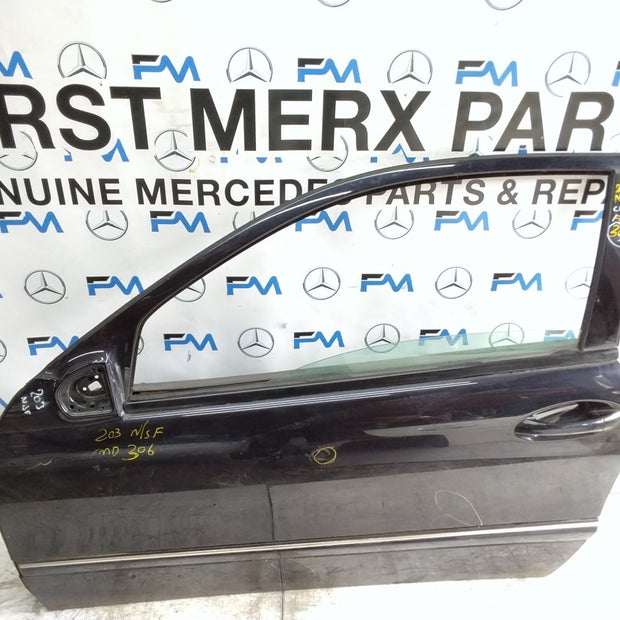 MERCEDES C-CLASS W203  PASSENGER FRONT DOOR NSF BLACK 2001-2004 COMPLETE FMD306