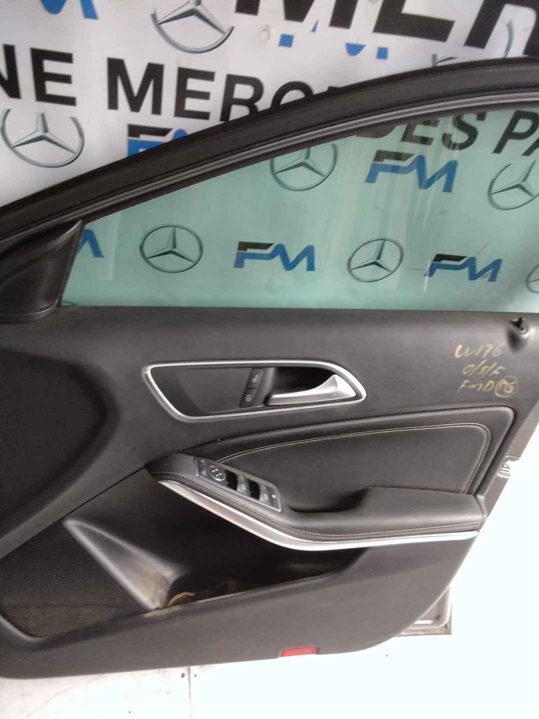 MERCEDES BENZ  A-CLASS W176 DRIVER SIDE FRONT DOOR O/S/F COMPLETE GREY FMD56