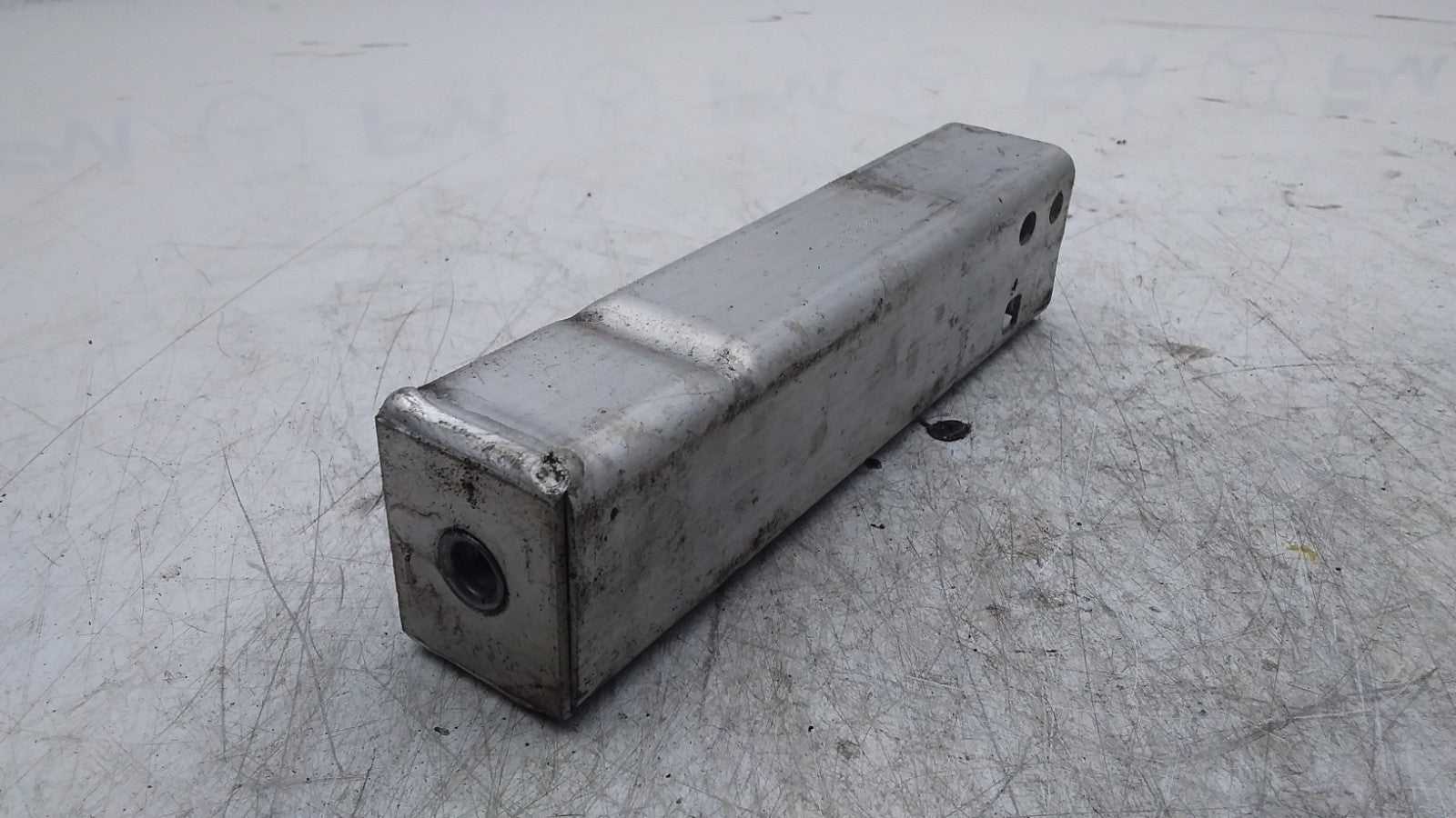 MERCEDES C-CLASS  W205 LOWER REINFORCEMENT CRASH ABSORBER BAR A2056203701 FMR392