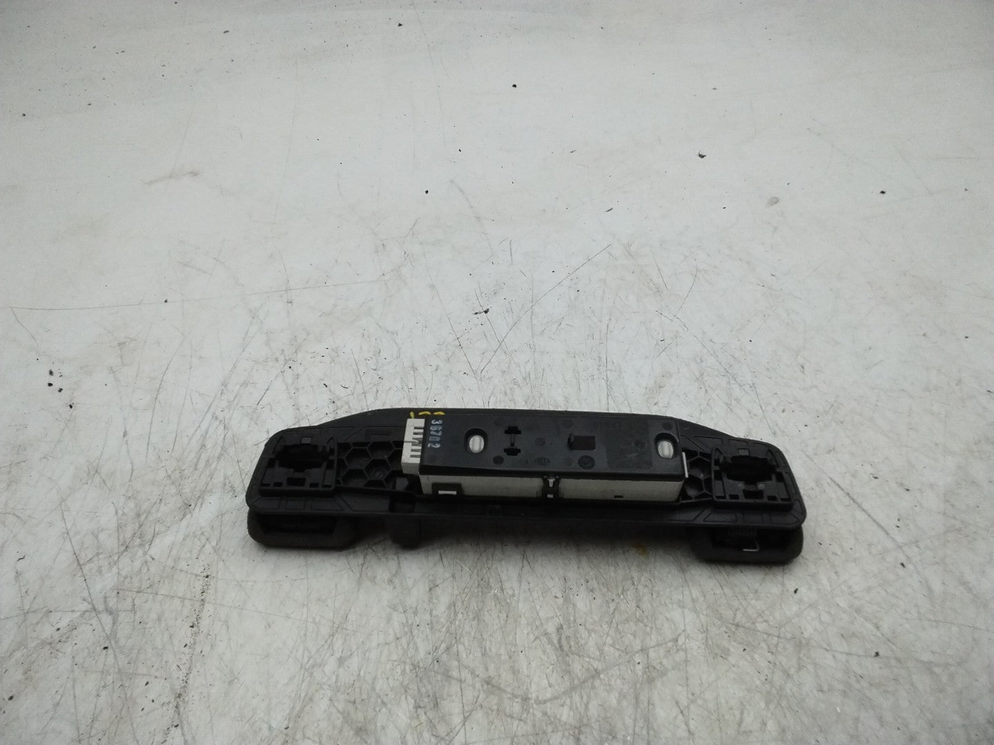  MERCEDES A-CLASS W177 ROOF GRAB HANDLE REAR LEFT  SIDE A0998150000 FMR50