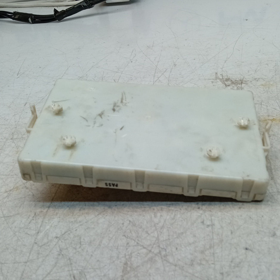 MERCEDES BENZ E-CLASS A207 CONVERTIBLE ROOF CONTROL MODULE A2079004300 FM001611