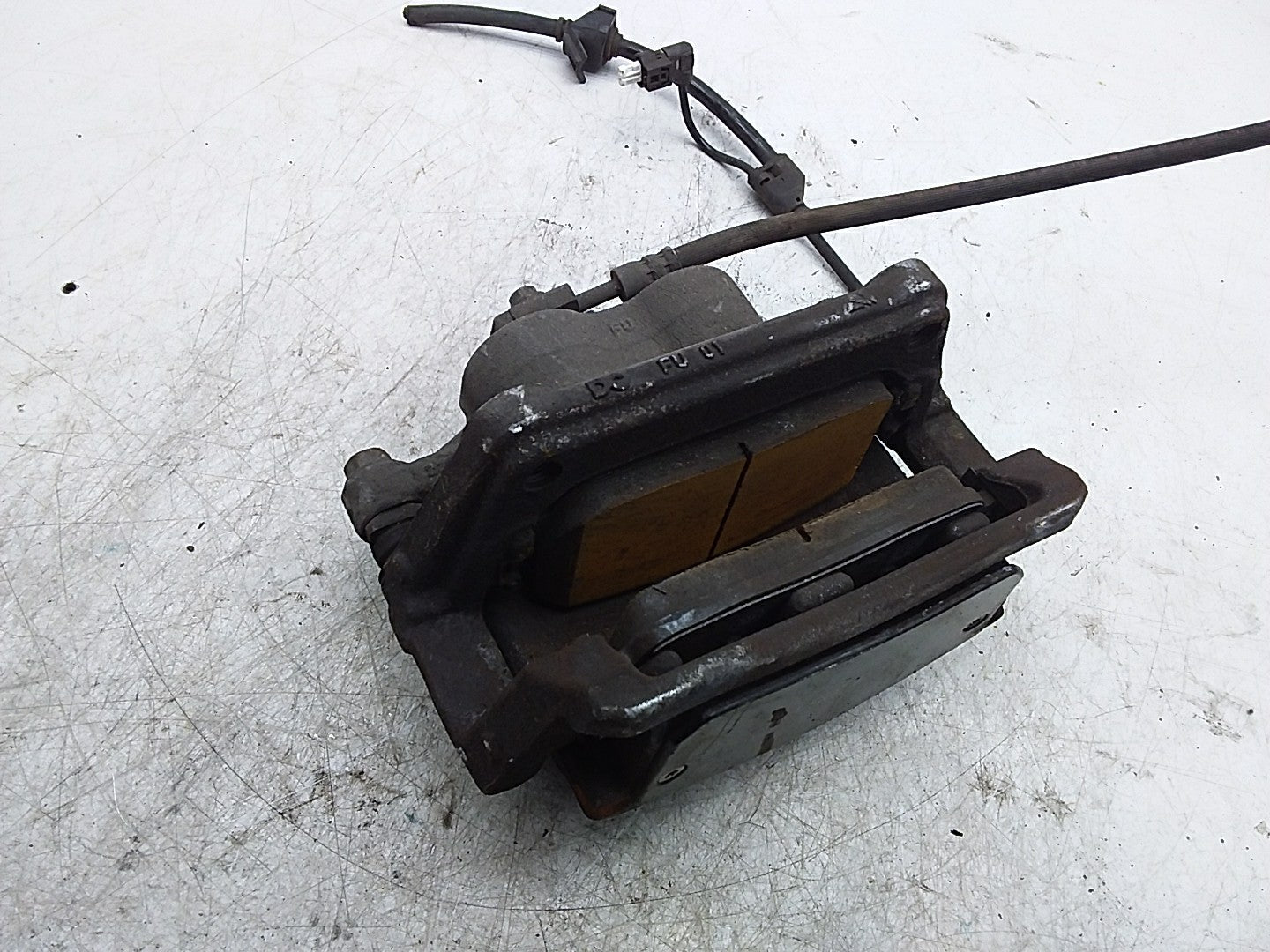 MERCEDES GLA  W247 WHEEL BRAKE CALIPER  LEFT PASSENGER SIDE A1774213400 FMR365