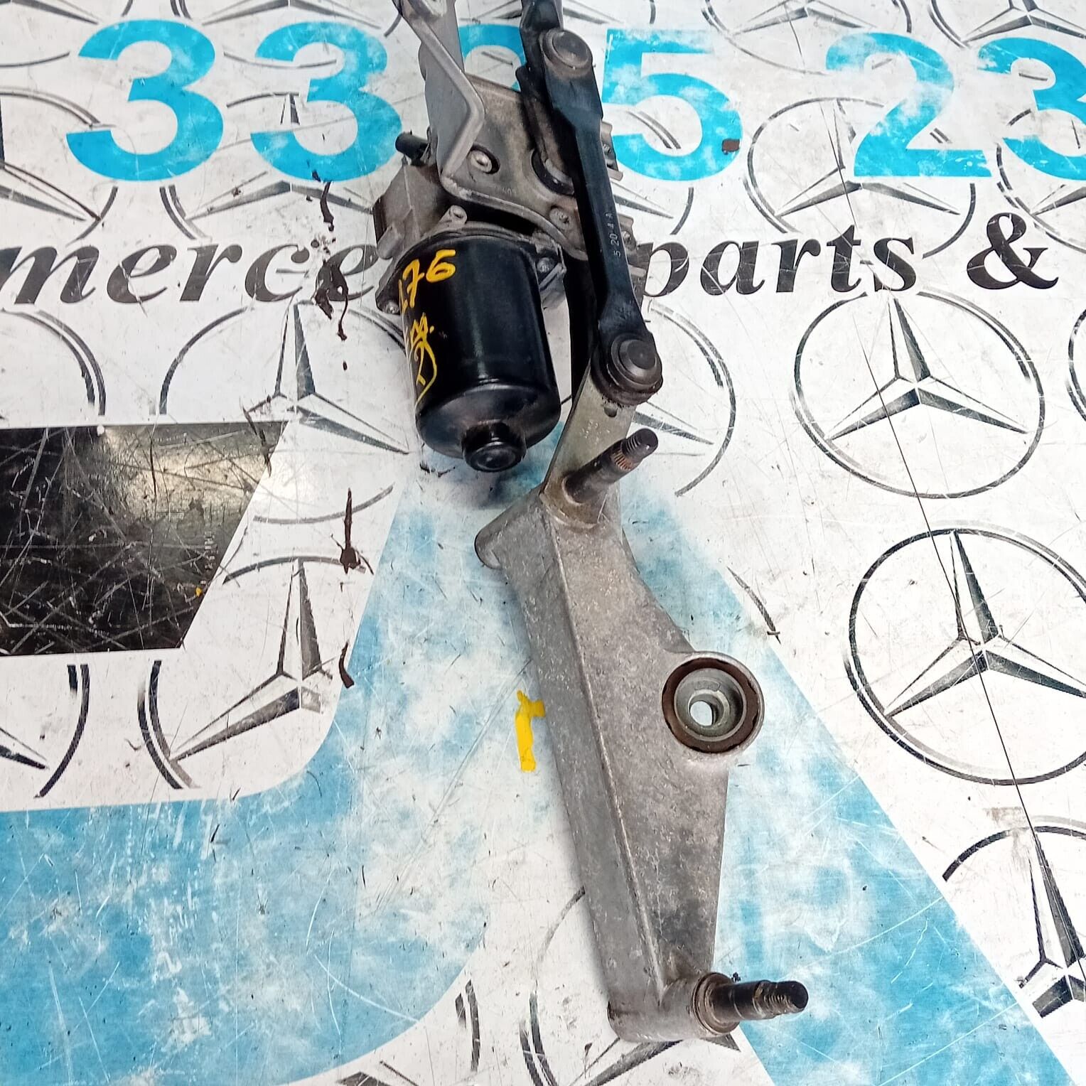 MERCEDES BENZ A-CLASS W176 WINDSCREEN WIPER MOTOR & LINKAGE A1769061900