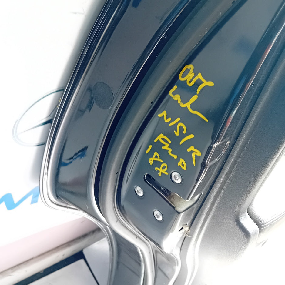 MITSUBISH OUTLANDER MK3 PASSENGER REAR DOOR NSR BLACK 2013 COMPLETE FMD188