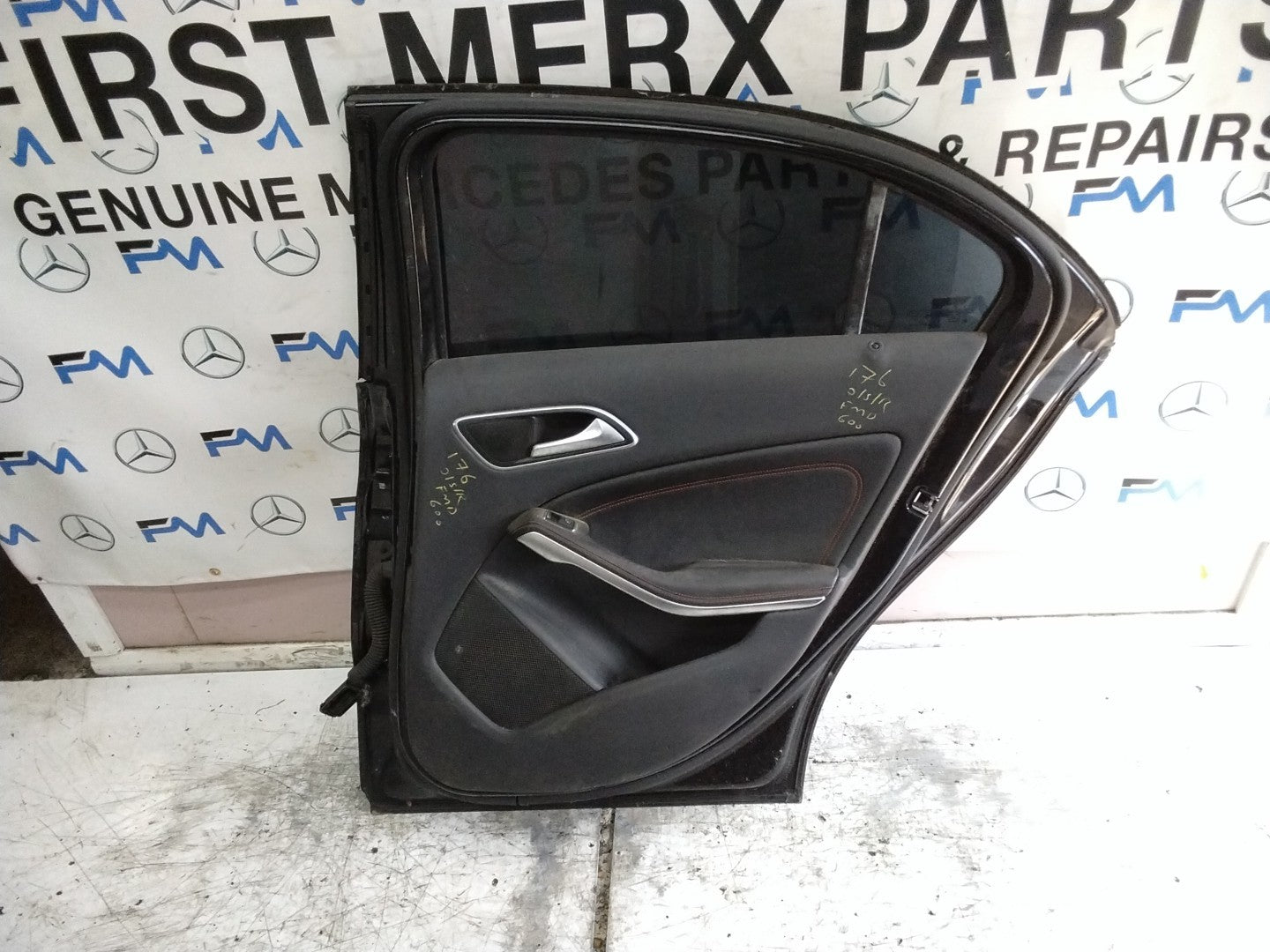 MERCEDES A-CLS W176  DRIVER REAR  DOOR OSR  2012-18 BLACK COMPLETE FMD600