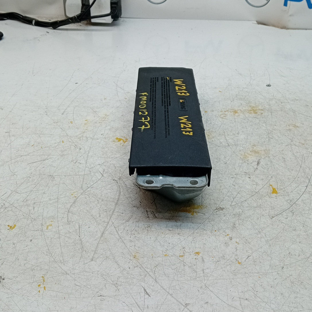 MERCEDES E-CLASS W213 KNEE AIRBAG DRIVER OS RIGHT Q05 A2138600302 FM001277