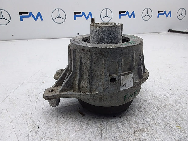 MERCEDES BENZ  C-CLASS W205  ENGINE MOUNT RIGHT OS A2052406717 FMR333