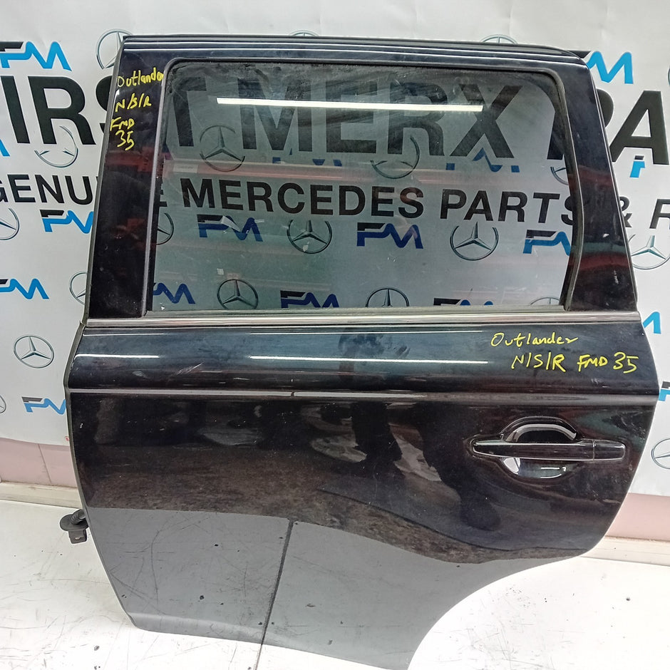 MITSUBISH OUTLANDER PASSENGER SIDE REAR DOOR N/S/R COMPLETE BLACK FMD35