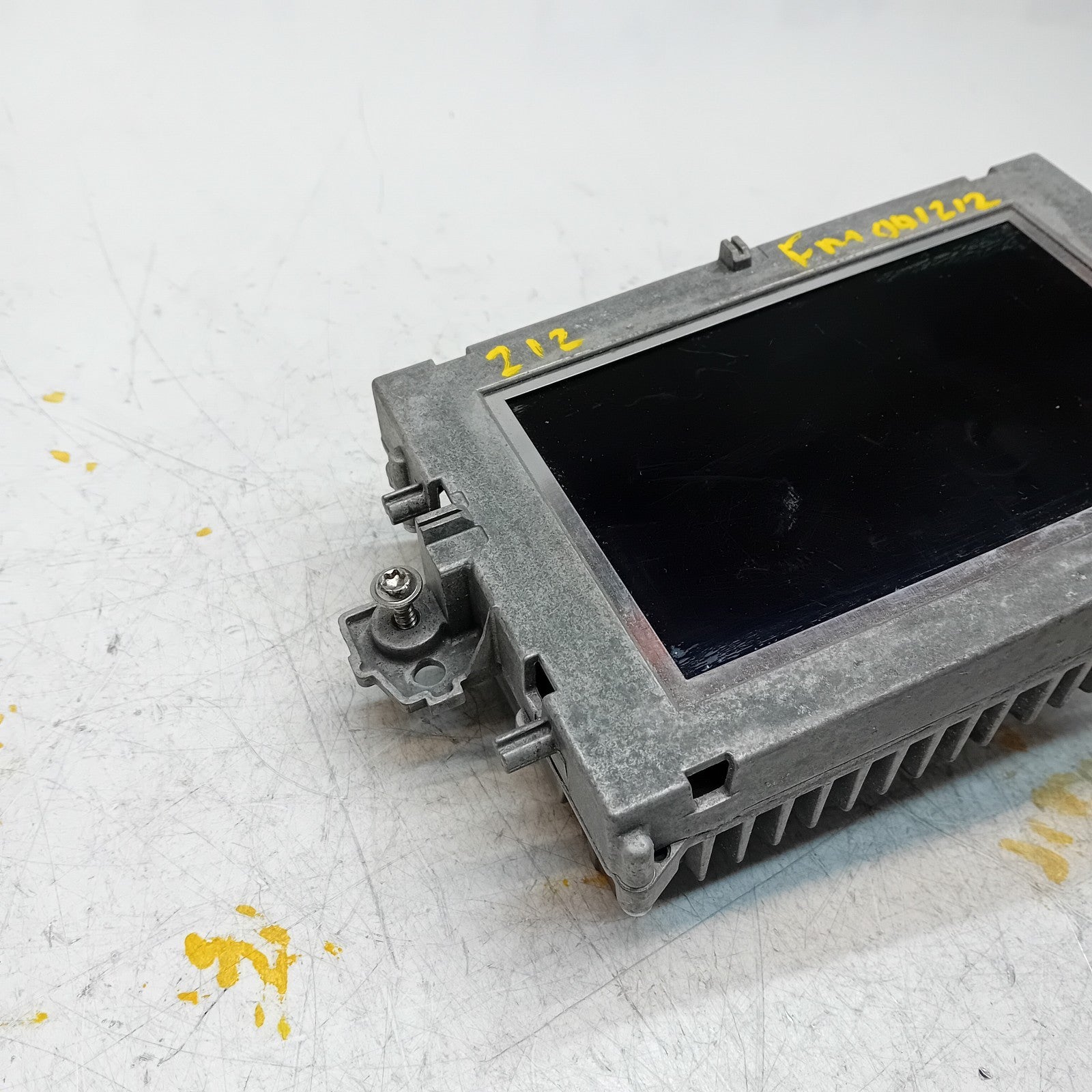MERCEDES BENZ E-CLASS W212 SAT NAV DISPLAY SCREEN A2129004900 FM001212