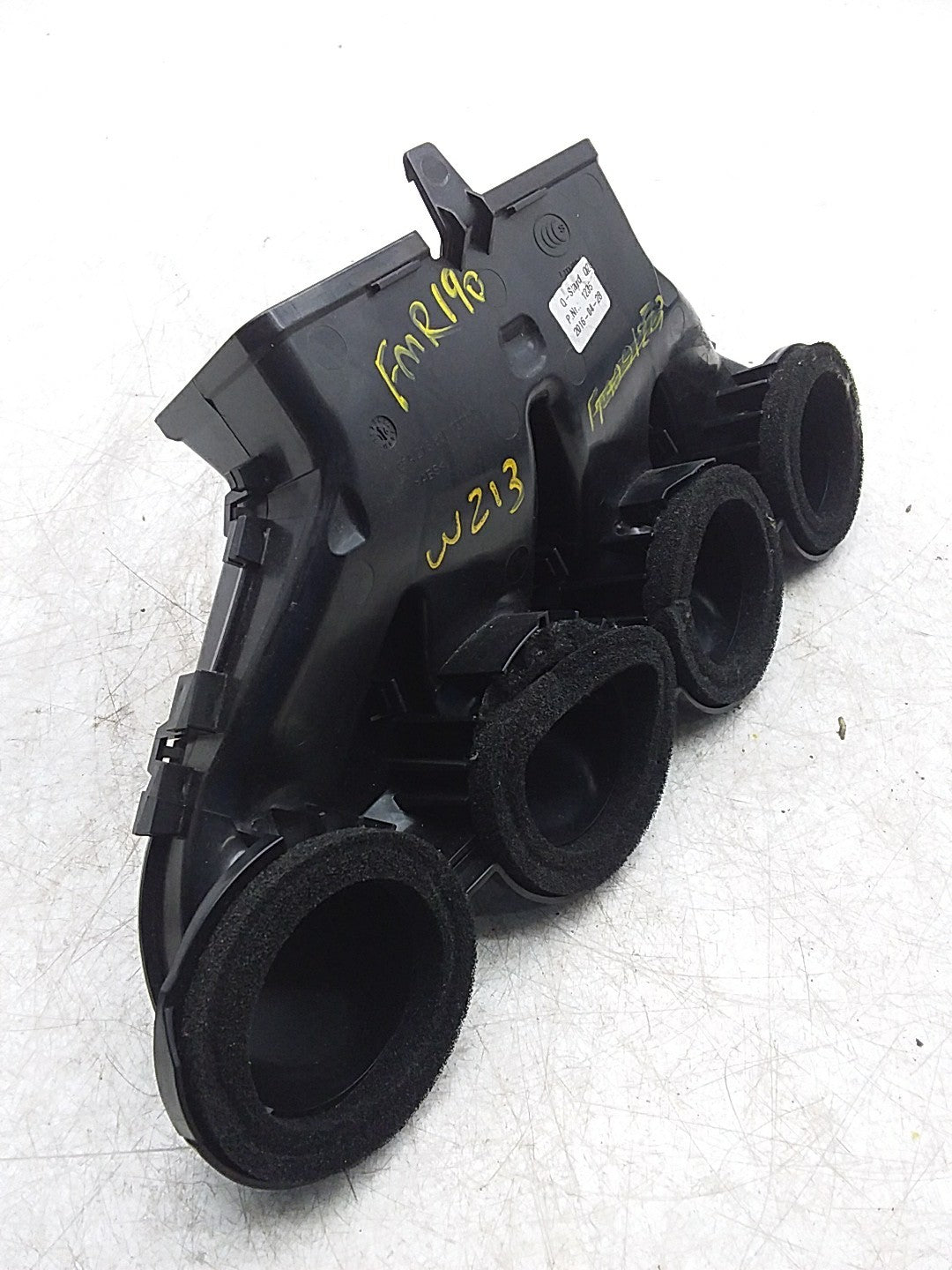 MERCEDES E-CLASS W213 W238 W257 DASHBOARD CENTRAL AIR DUCT A2138307900 FMR190