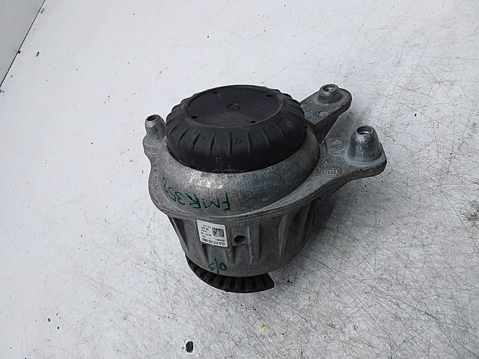 MERCEDES BENZ  E-CLASS  W213  ENGINE MOUNT RIGHT OS A2132400800 FMR358