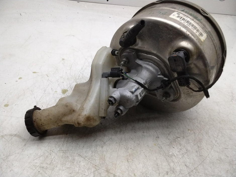 MERCEDES BENZ  B-CLASS W247 BRAKE SERVO A2474300100 FMB61