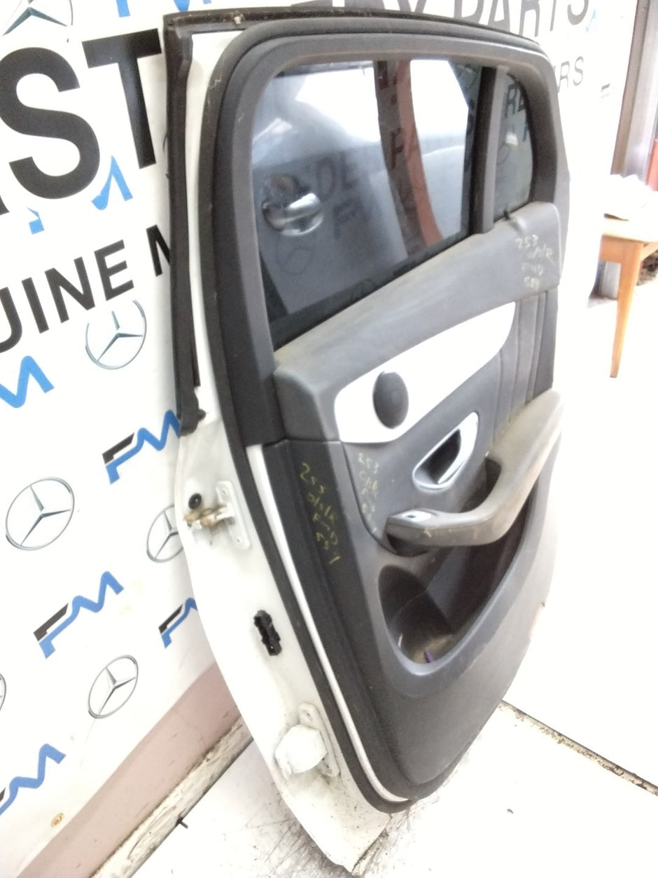 MERCEDES GLC X253  DRIVER REAR DOOR OSR WHITE 2016-22 FMD589