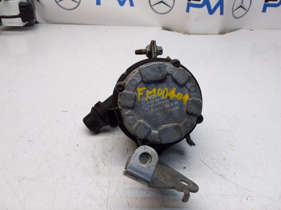 MERCEDES C-CLASS W205 ELECTRIC COOLER WATER PUMP A2055013020 FM00404