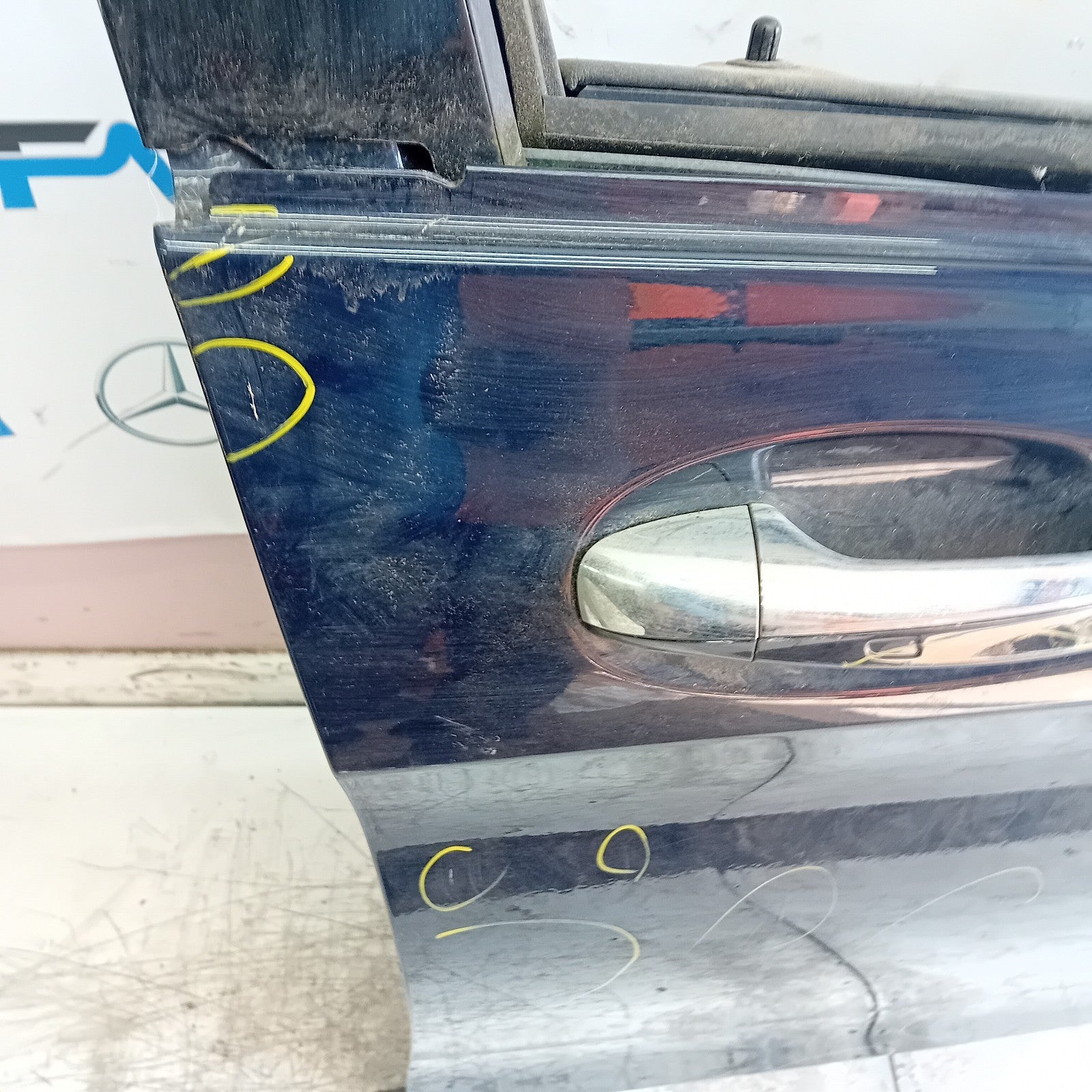 MERCEDES C-CLASS W205 DRIVER FRONT DOOR OSF 2014 BLUE COMPLETE  FMD509