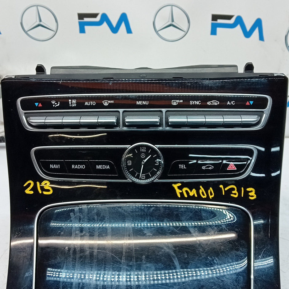  MERCEDES E-CLASS W213 CLIMATE & CENTRE CONSOLE A2138100815  COMPLETE FM001313