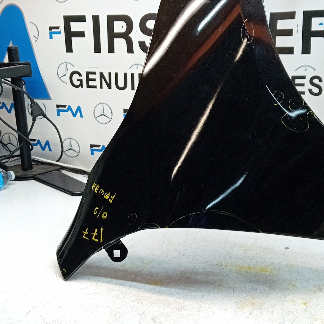 MERCEDES  A-CLASS W177 OS RIGHT DRIVER SIDE WINGS FMW33