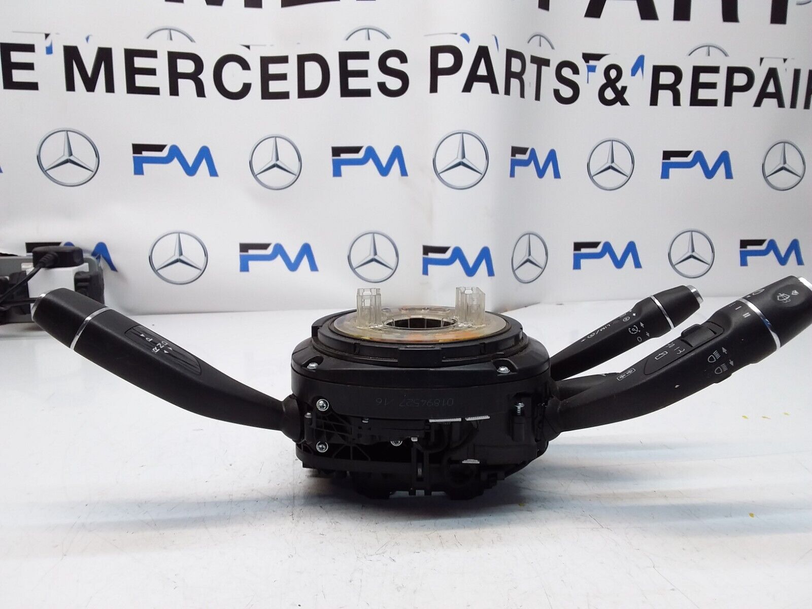 Mercedes E GLE CLASS W212 INDICATOR/WIPER GEAR SELECT + SQUIB  2016 FM00571