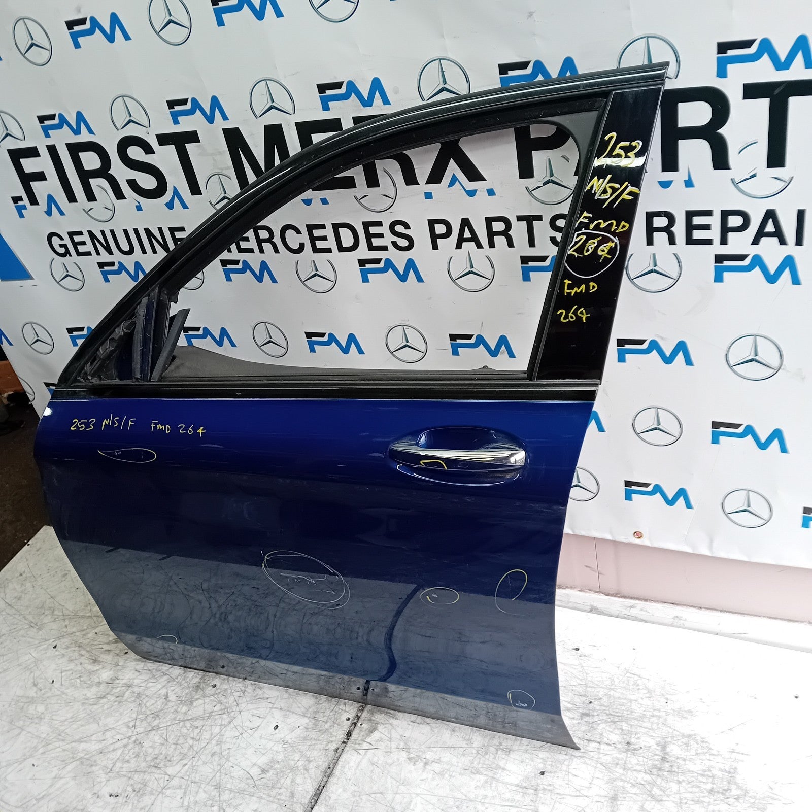 MERCEDES BENZ GLC X253 PASSENGER FRONT DOOR NSF BLUE 2016 ON COMPLETE FMD264