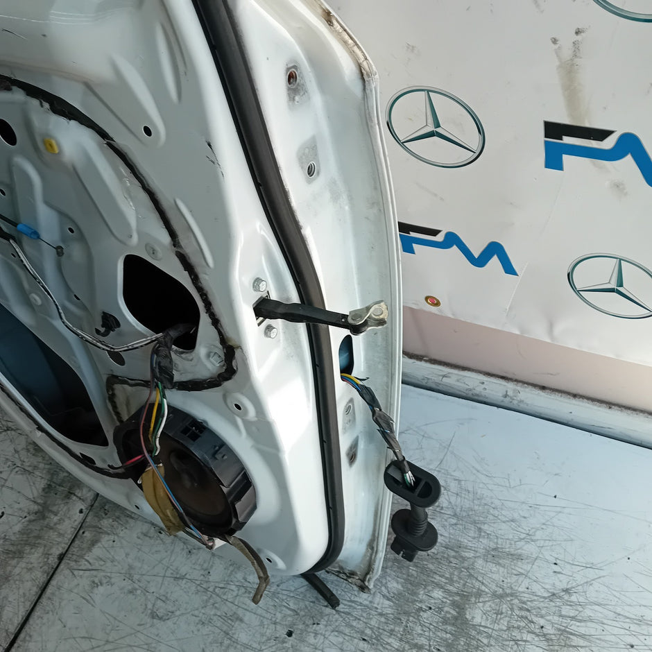 MITSUBISHI OUTLANDER MK3 PASSENGER REAR DOOR NSR 2013 WHITE FMD494
