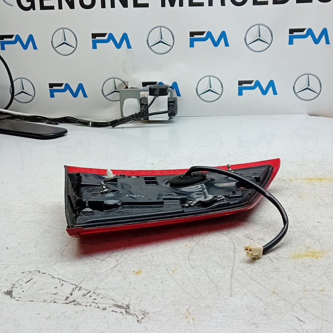 MITSUBISHI OUTLANDER MK3 DRIVER SIDE RIGHT REAR INNER TAIL LIGHT 2013 FMT301