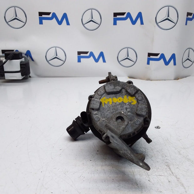 MERCEDES C-CLASS W205 ELECTRIC COOLER WATER PUMP A0005002686 FM00615