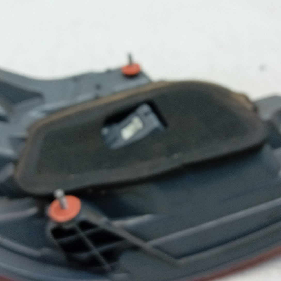 MERCEDES E-CLASS W213 DRIVER RIGHT OS REAR TAIL LIGHT A2139068000 FMT251