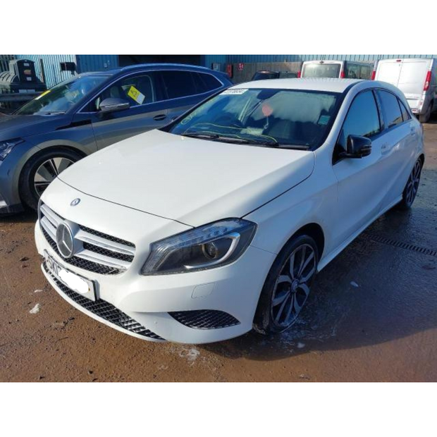 MERCEDES BENZ A-CLASS W176 - BREAKING / FRONT & REAR BUMPER  AND WINGS