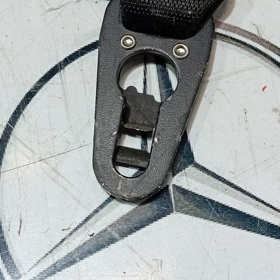 MERCEDES C CLASS SEAT BELT FRONT LEFT PASSENGER SIDE NEARSIDE W205 2016/2020