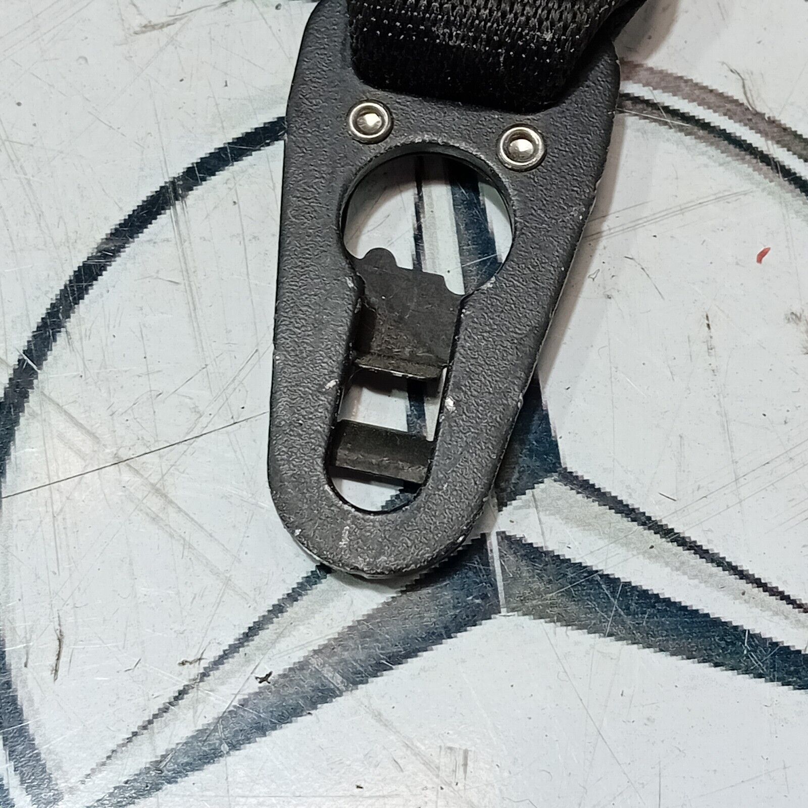 MERCEDES C CLASS SEAT BELT FRONT LEFT PASSENGER SIDE NEARSIDE W205 2016/2020