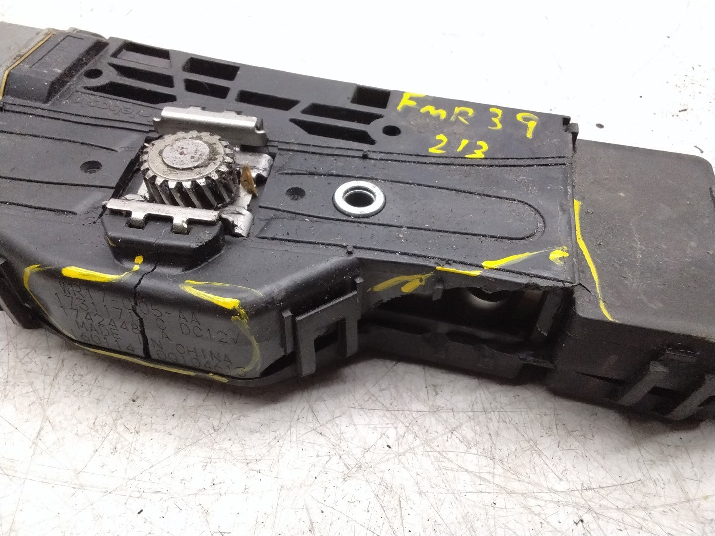 MERCEDES MERCEDES E-CLASS W213 SUNROOF MOTOR A2139062104 FMR39 (DAMAGED) 