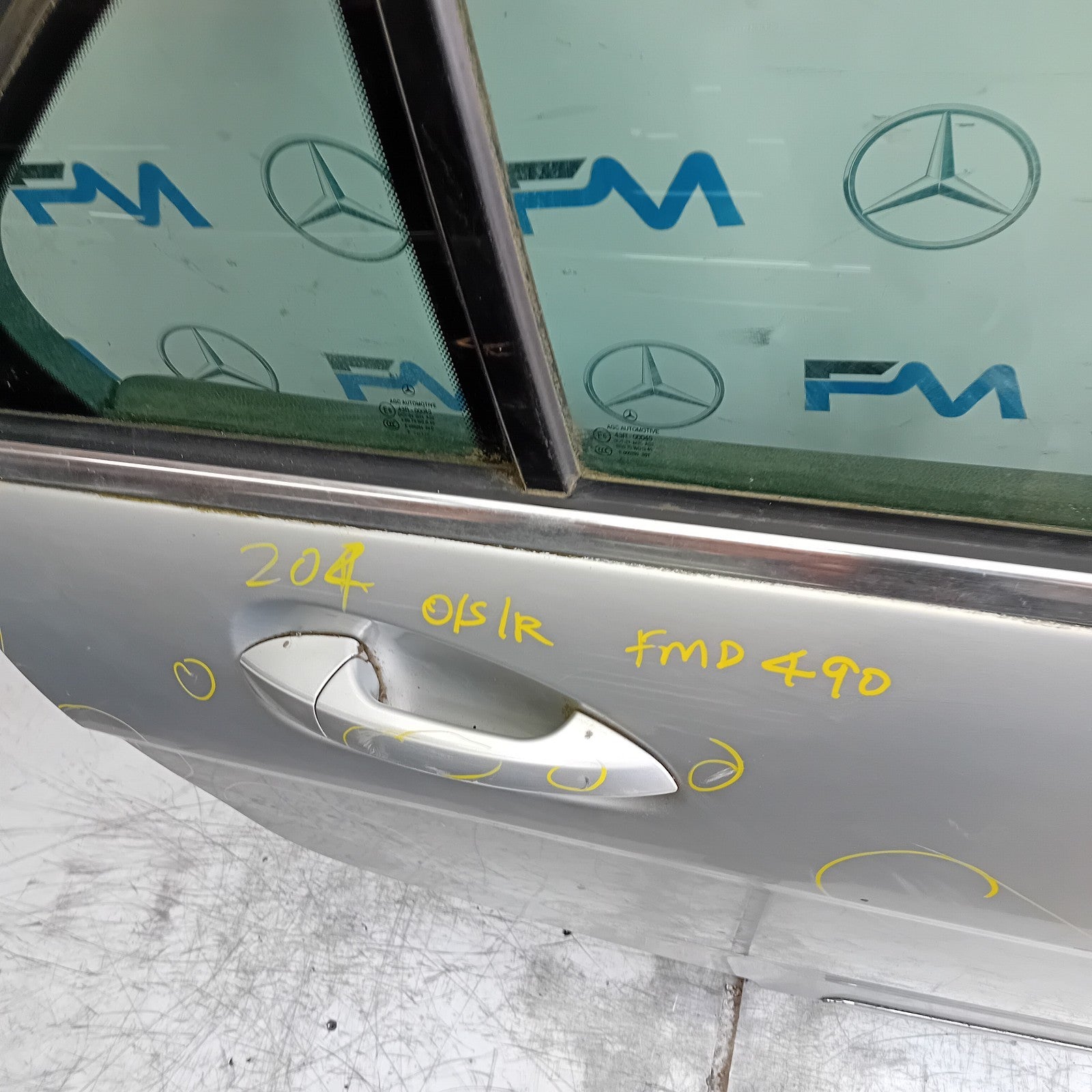 MERCEDES C-CLASS W204 SLN DRIVER REAR DOOR OSR 2011 SILVER COMPLETE FMD490