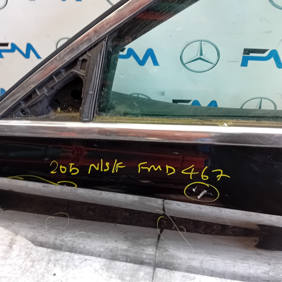 MERCEDES C-CLASS W205 PASSENGER FRONT DOOR NSF BLACK 2014 ON COMPLETE FMD467