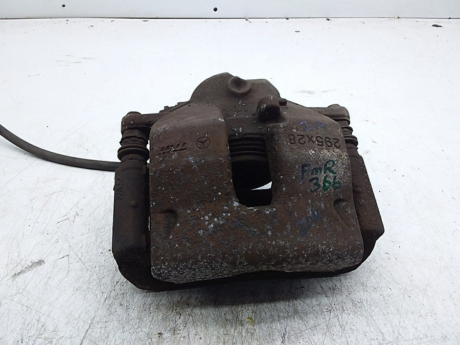 MERCEDES BENZ  C-CLASS W204 WHEEL BRAKE CALIPER  LEFT PASSENGER SIDE FMR366