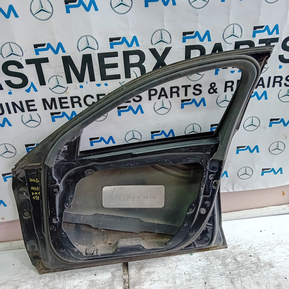 MEECEDS C-CLASS W205 DRIVER FRONT DOOR OSF BLACK 2014 ON FMD398