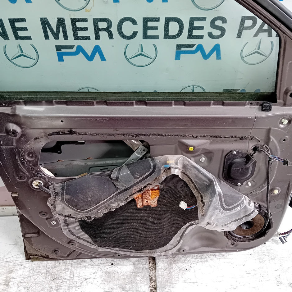 MITSUBISHI OUTLANDER MK3 PASSENGER FRONT DOOR NSF 2013  FMD390