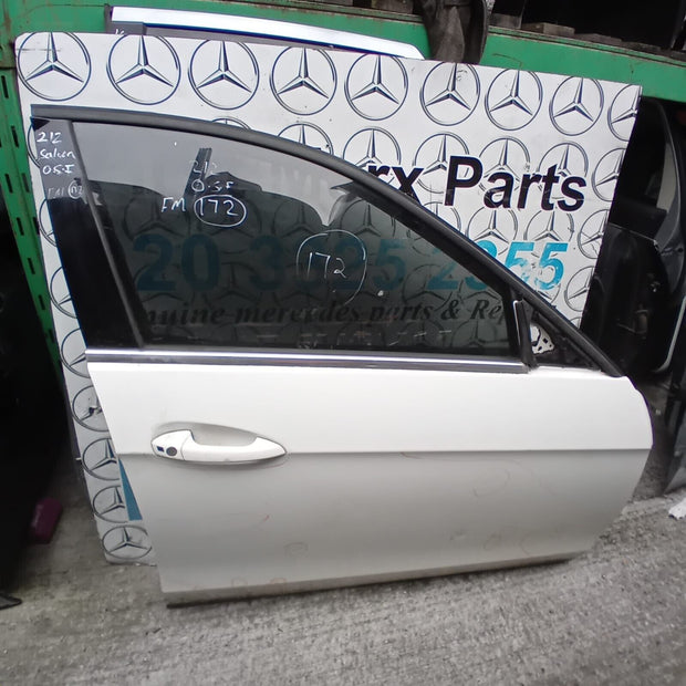 MERCEDES BENZ E-CLASS W212 DRIVER SIDE FRONT DOOR ( OFF SIDE FRONT )