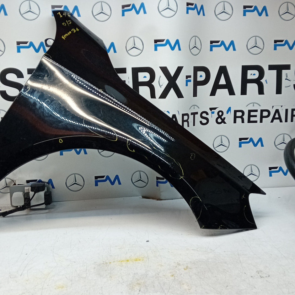 MERCEDES BENZ   A-CLASS W176 OS RIGHT DRIVER SIDE WINGS A1768810201 FMW34