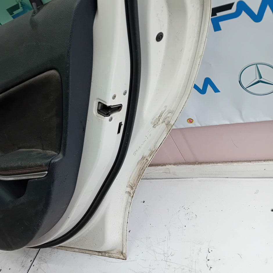 MERCEDES BENZ A-CLASS W176 DRIVER REAR DOOR (OFF SIDE REAR) WHITE FMD26