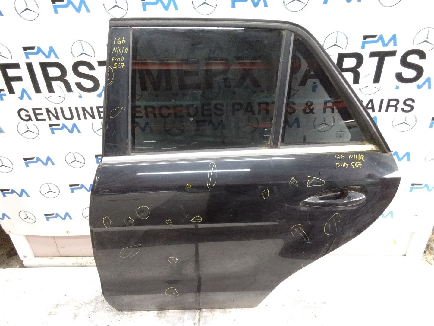 MERCEDES BENZ  M-CLASS W166  PASSENGER REAR DOOR NSR  BLACK 2011-15  FMD567