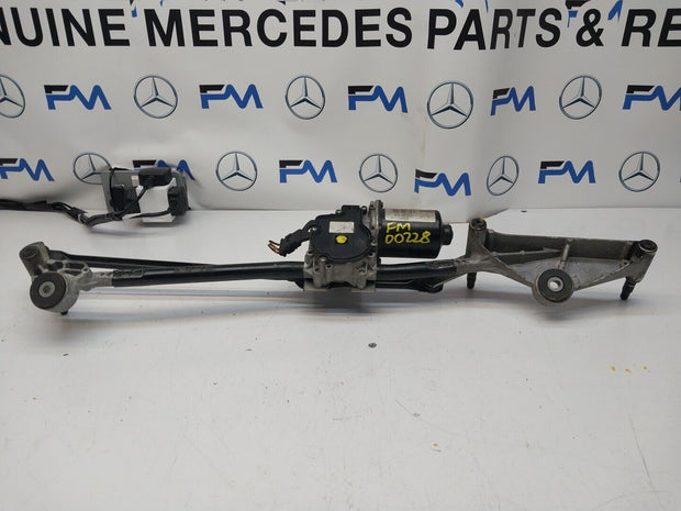 MERCEDES-BENZ A CLA GLA 2015-2018 Wiper Motor Front & Linkage A1769061900FM00228