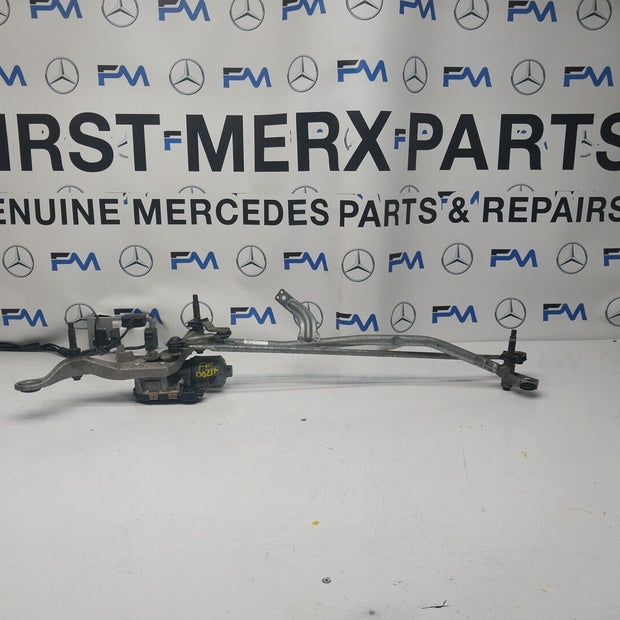 14-21 MERCEDES C CLASS WINDSCREEN WIPER MOTOR & LINKAGE FRONT A2058200940FM00214