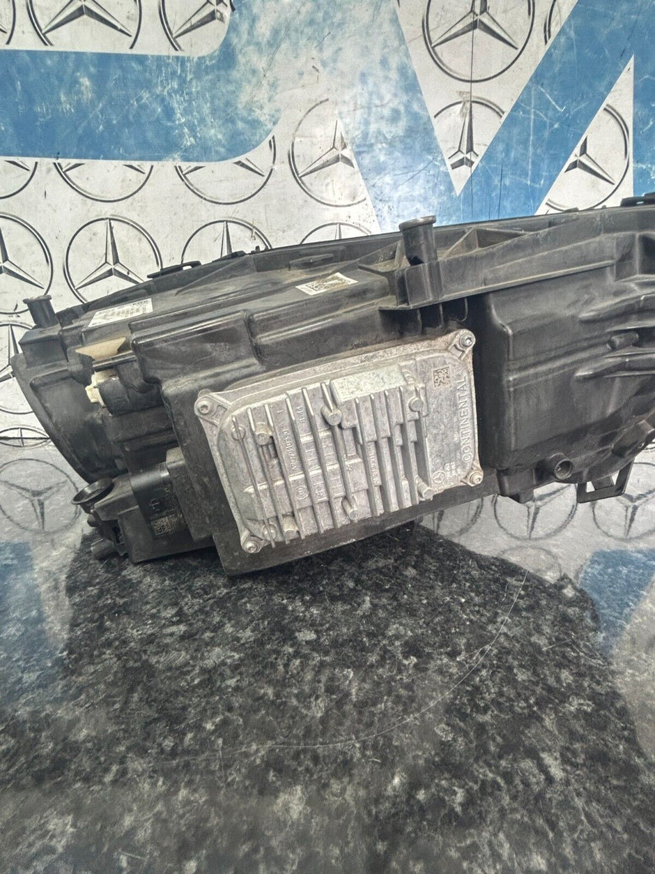 MERCEDES CLA 19/23 AMG LEFT SIDE LED  HEADLIGHT COMPLETE A1189062700 FMH85