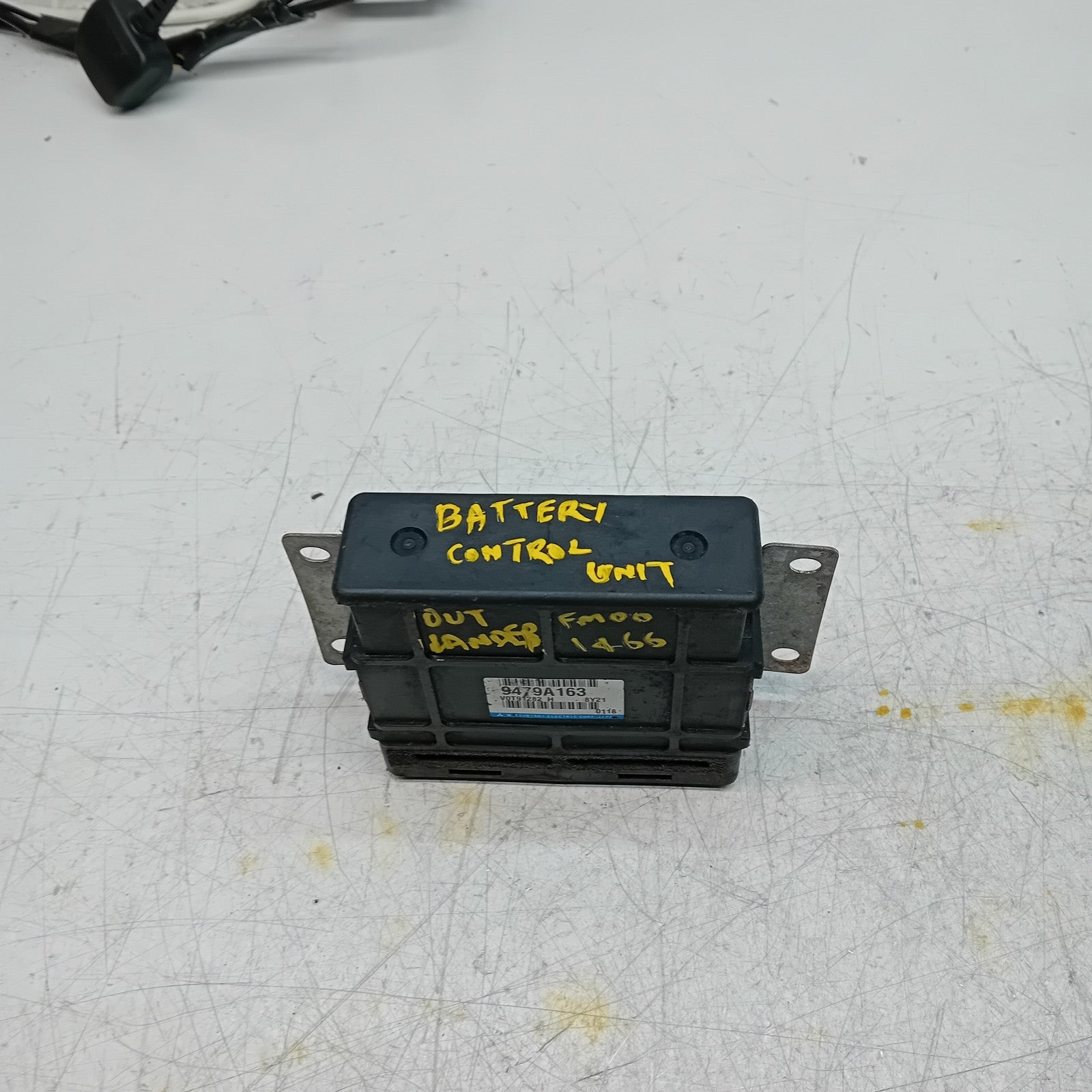 MITSUBISHI OUTLANDER 9479A163 BATTERY CONTROL MODULE MK3 FM001466